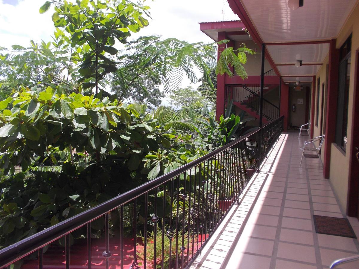Hotel Tierra Del Fuego La Fortuna Exterior photo