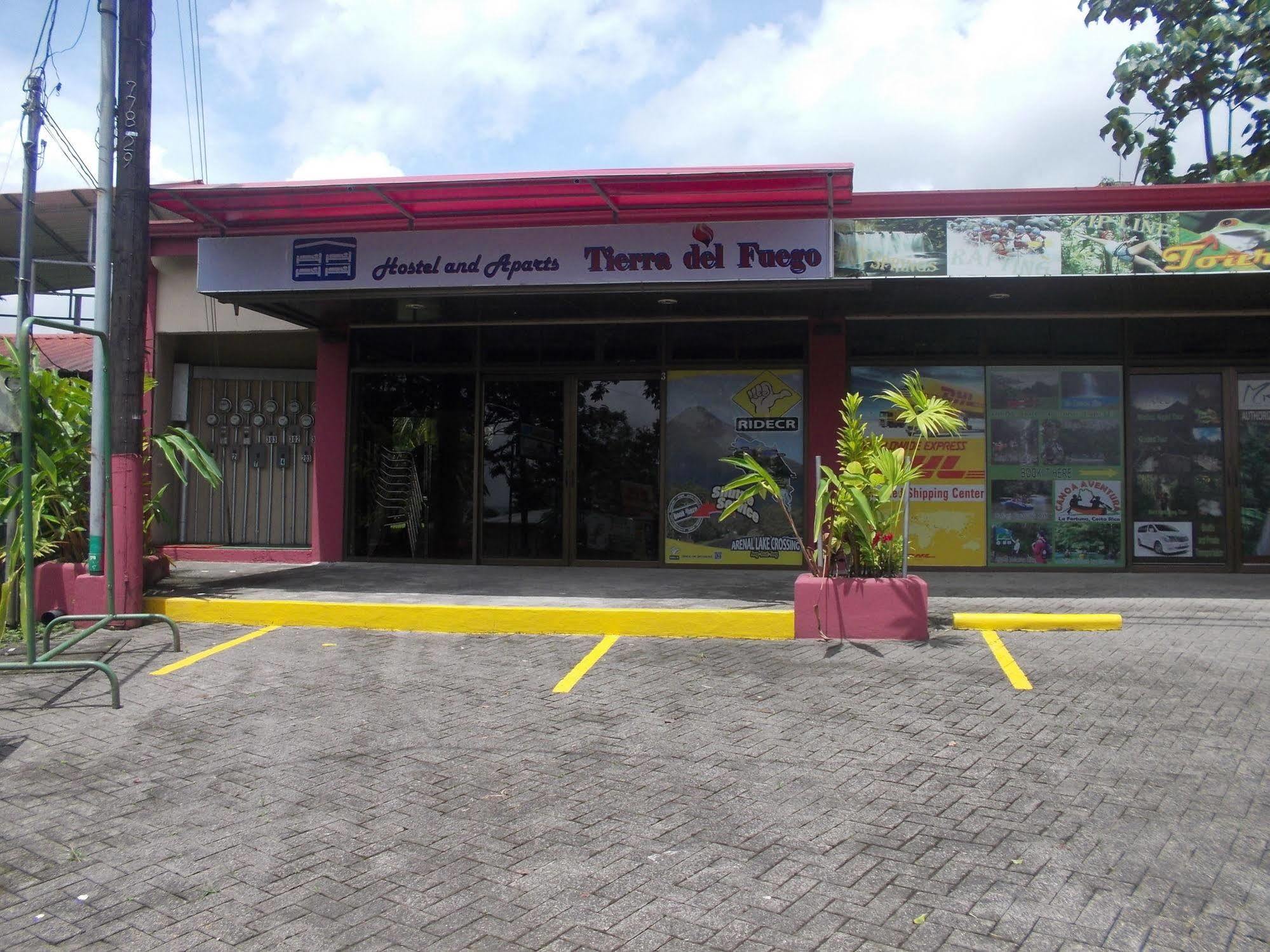Hotel Tierra Del Fuego La Fortuna Exterior photo