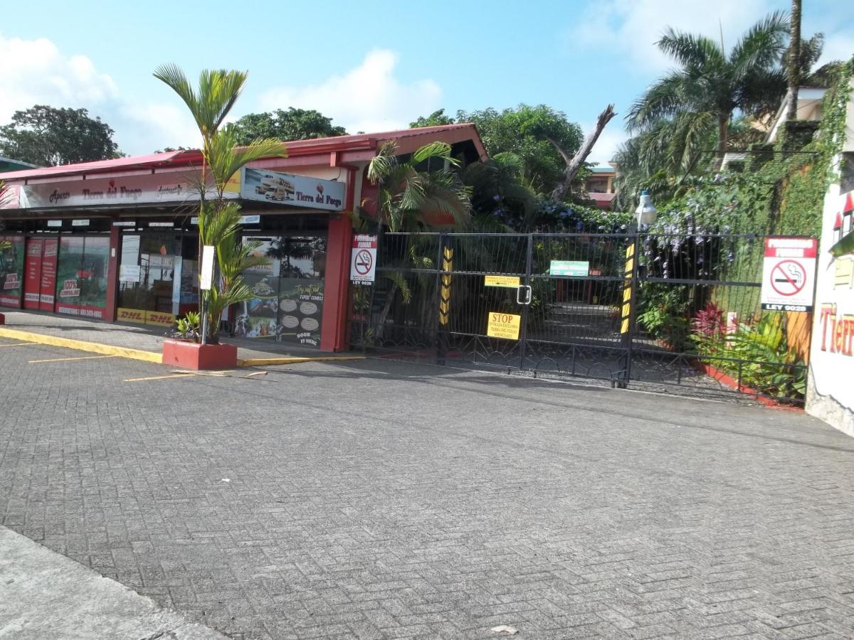 Hotel Tierra Del Fuego La Fortuna Exterior photo